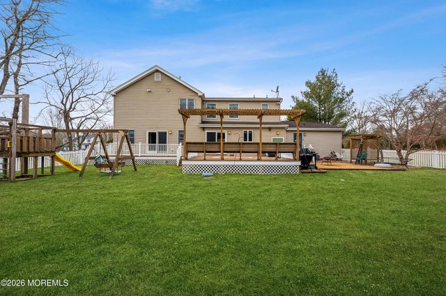 1 Kari Court, Jackson, NJ 08527