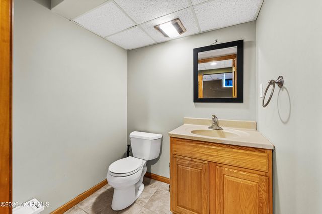 1 Kari Court, Jackson, NJ 08527