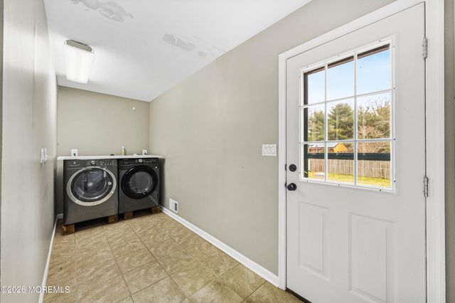 1 Kari Court, Jackson, NJ 08527