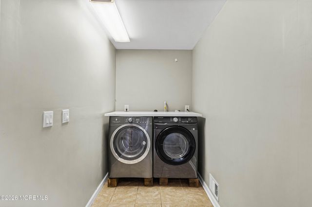 1 Kari Court, Jackson, NJ 08527