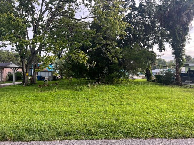 6049 COLONY CIRCLE, Weeki Wachee, FL 34607