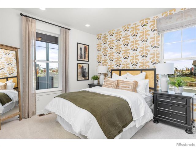 12736 Bend Court, Longmont, CO 80504
