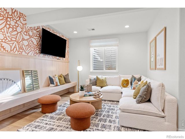 12736 Bend Court, Longmont, CO 80504