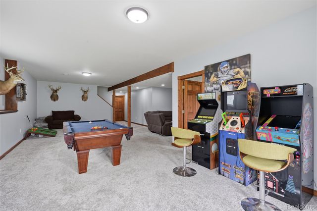 7433 Mabley Hill Road, Tyrone Township, MI 48430