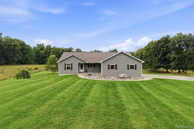 7433 Mabley Hill Road, Tyrone Township, MI 48430