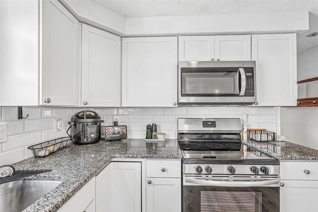 5102 MOELLER AVENUE, Sarasota, FL 34233