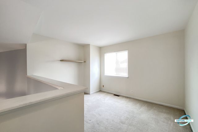 3270 HOPEWELL Drive, Aurora, IL 60504