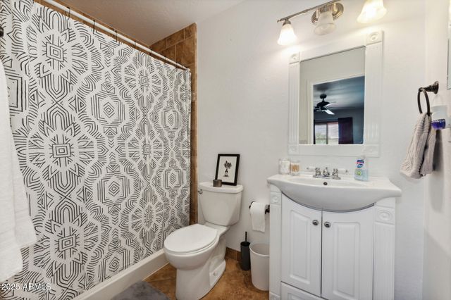 4251 N MILLER Road, Scottsdale, AZ 85251