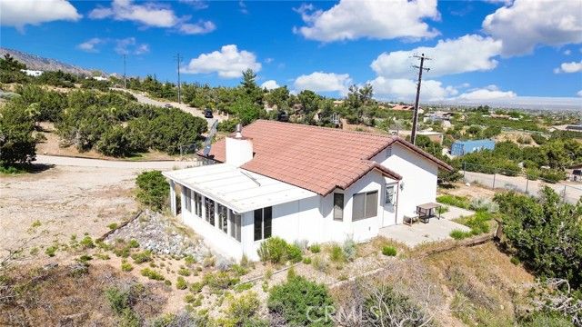 2929 Snow Line, Pinon Hills, CA 92372