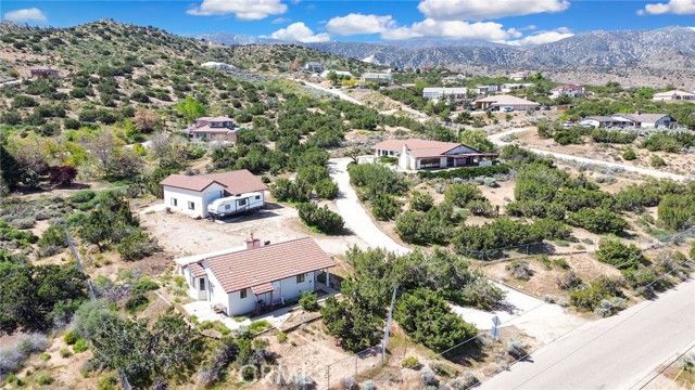 2929 Snow Line, Pinon Hills, CA 92372