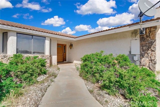 2929 Snow Line, Pinon Hills, CA 92372