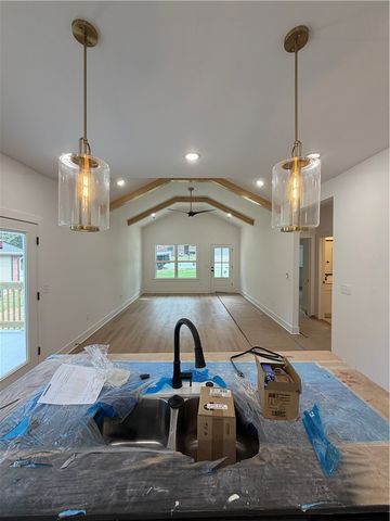 33 Bedford Lane, Bella Vista, AR 72714