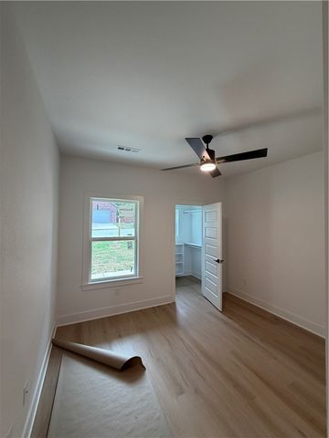 33 Bedford Lane, Bella Vista, AR 72714