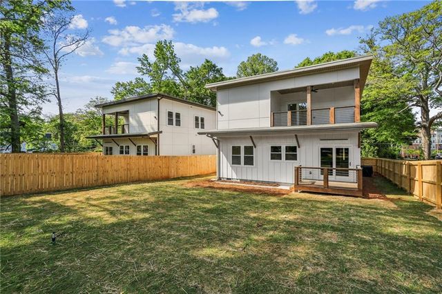 1318 Pine Avenue, Atlanta, GA 30344