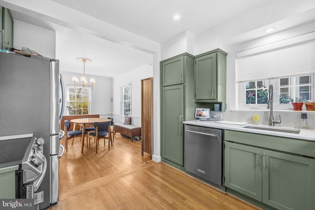 5028 MASSACHUSETTS AVE NW, Washington, DC 20016