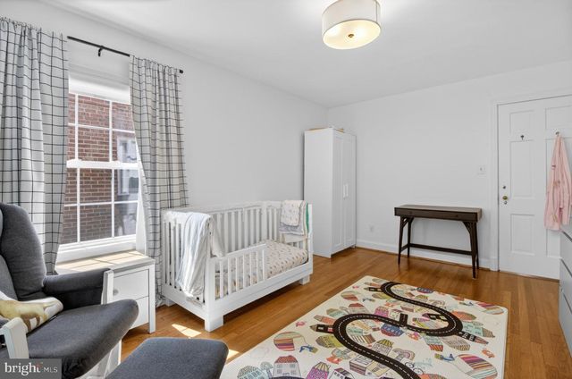 5028 MASSACHUSETTS AVE NW, Washington, DC 20016