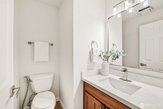 23928 SE 42nd Place, Sammamish, WA 98029