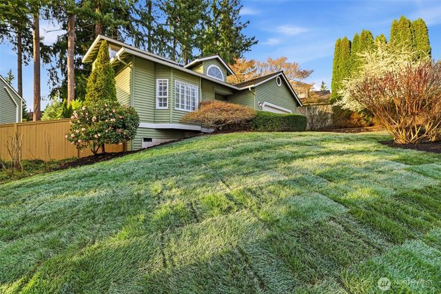 23928 SE 42nd Place, Sammamish, WA 98029