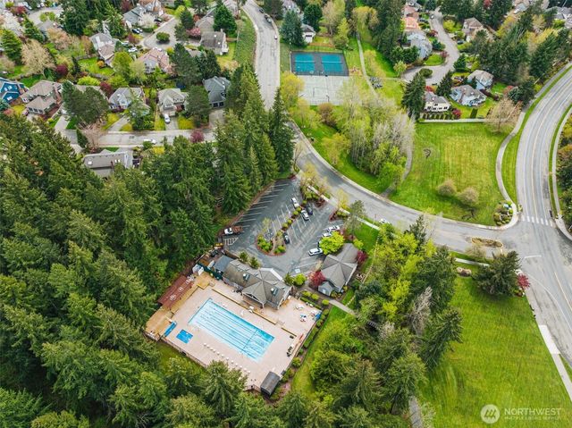 23928 SE 42nd Place, Sammamish, WA 98029