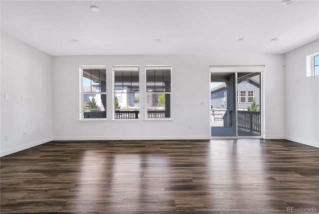 8595 S Quemoy Street, Aurora, CO 80016