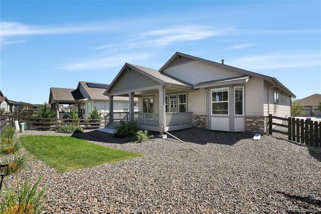8595 S Quemoy Street, Aurora, CO 80016