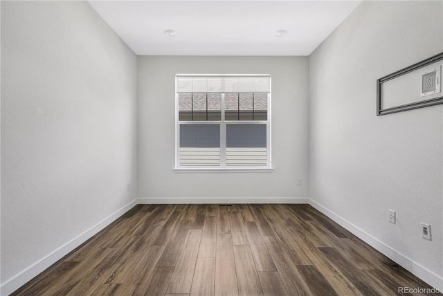8595 S Quemoy Street, Aurora, CO 80016