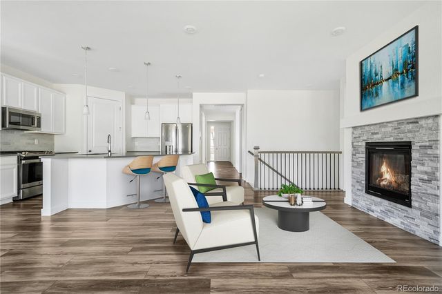 8595 S Quemoy Street, Aurora, CO 80016