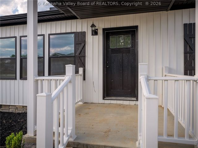 35 Cooper Way, Scott Depot, WV 25560