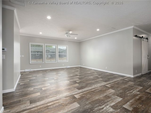 35 Cooper Way, Scott Depot, WV 25560