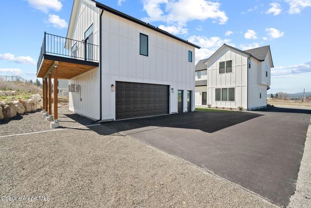 3494 N Blaze Loop, Post Falls, ID 83854