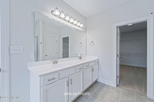 800 Maritime Way, Jacksonville, NC 28546