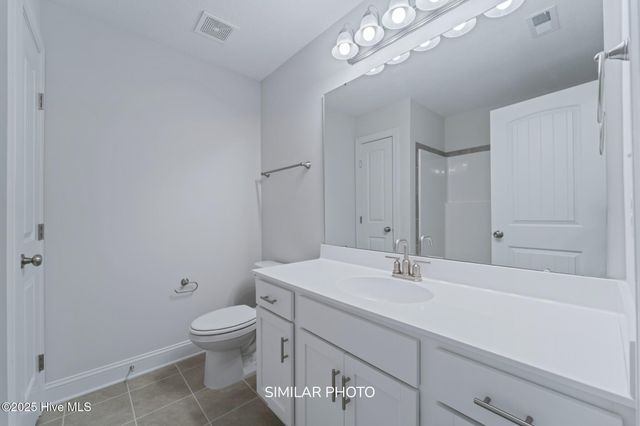 800 Maritime Way, Jacksonville, NC 28546