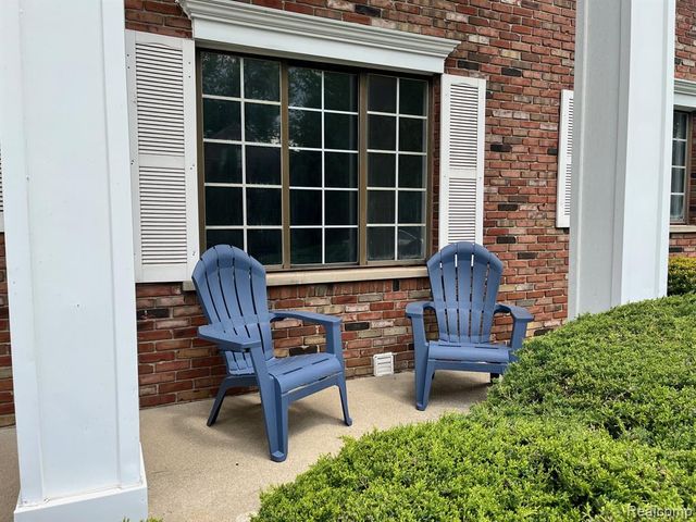23025 Liberty Street 13, Saint Clair Shores, MI 48080
