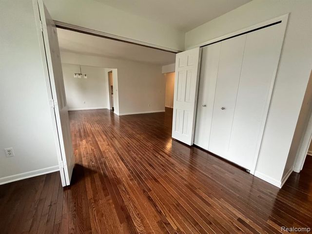 23025 Liberty Street 13, Saint Clair Shores, MI 48080