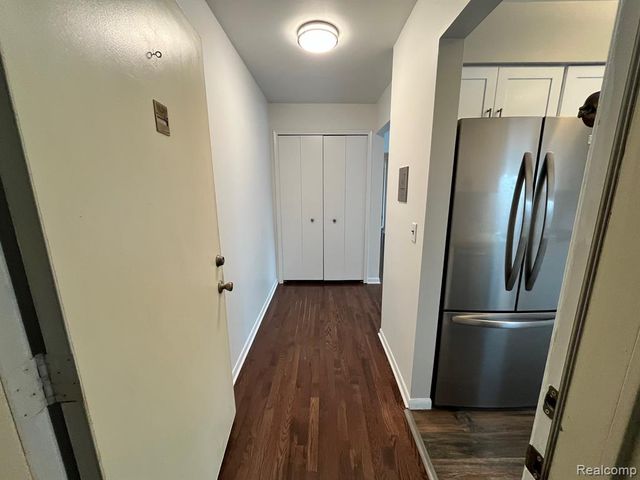 23025 Liberty Street 13, Saint Clair Shores, MI 48080