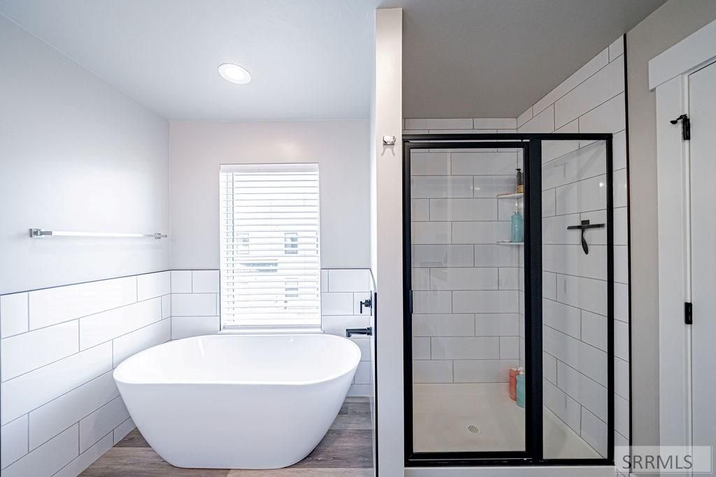 Image 21 of property listing at 2926 Sunburst Drive, Ammon, ID 83406