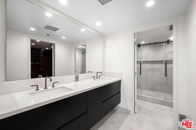 10445 Wilshire Boulevard 1204, Los Angeles, CA 90024