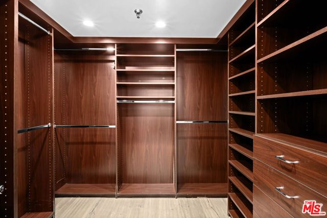 10445 Wilshire Boulevard 1204, Los Angeles, CA 90024