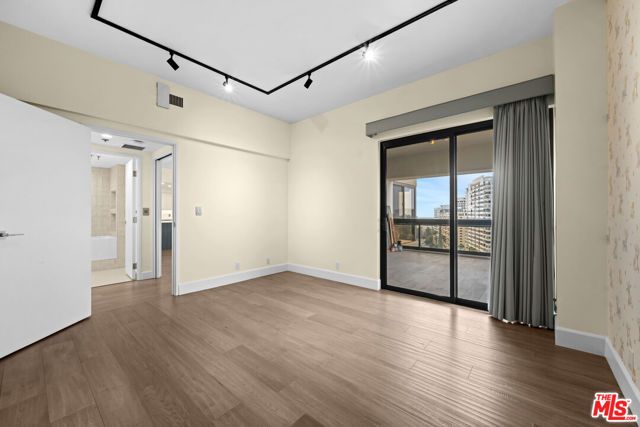 10445 Wilshire Boulevard 1204, Los Angeles, CA 90024