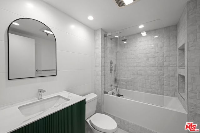 10445 Wilshire Boulevard 1204, Los Angeles, CA 90024