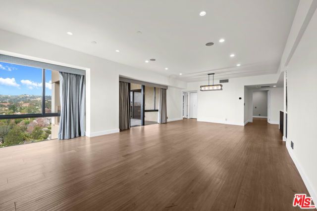 10445 Wilshire Boulevard 1204, Los Angeles, CA 90024