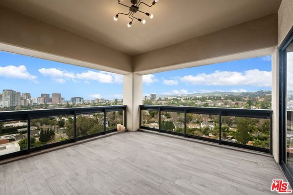 10445 Wilshire Boulevard 1204, Los Angeles, CA 90024