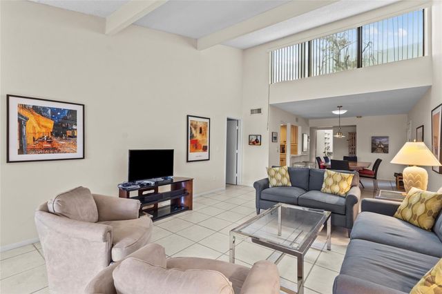 1633 BOATHOUSE CIRCLE 232, Sarasota, FL 34231