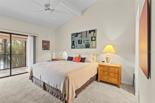 1633 BOATHOUSE CIRCLE 232, Sarasota, FL 34231