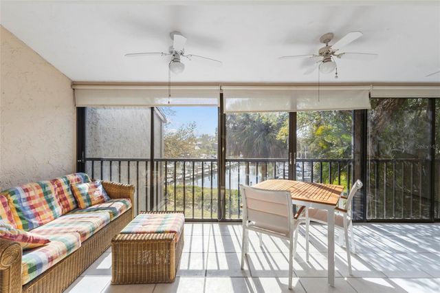 1633 BOATHOUSE CIRCLE 232, Sarasota, FL 34231