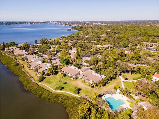 1633 BOATHOUSE CIRCLE 232, Sarasota, FL 34231