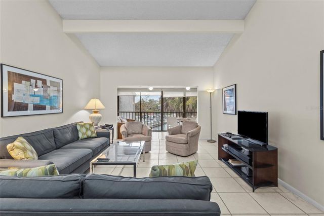 1633 BOATHOUSE CIRCLE 232, Sarasota, FL 34231