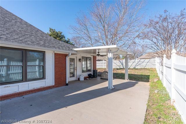 2305 Brigadoon Drive, Fort Smith, AR 72908
