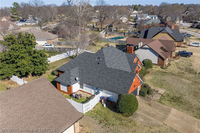 2305 Brigadoon Drive, Fort Smith, AR 72908
