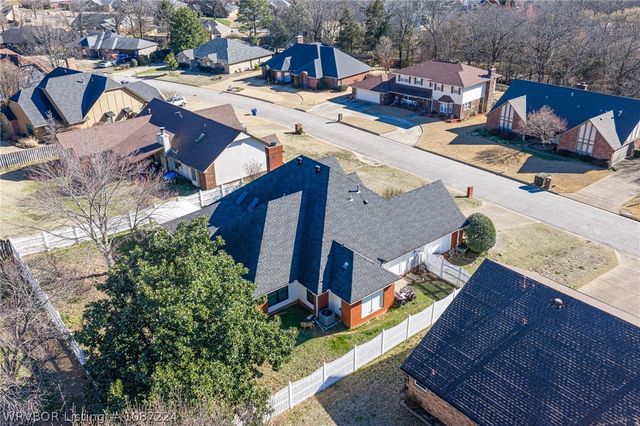 2305 Brigadoon Drive, Fort Smith, AR 72908